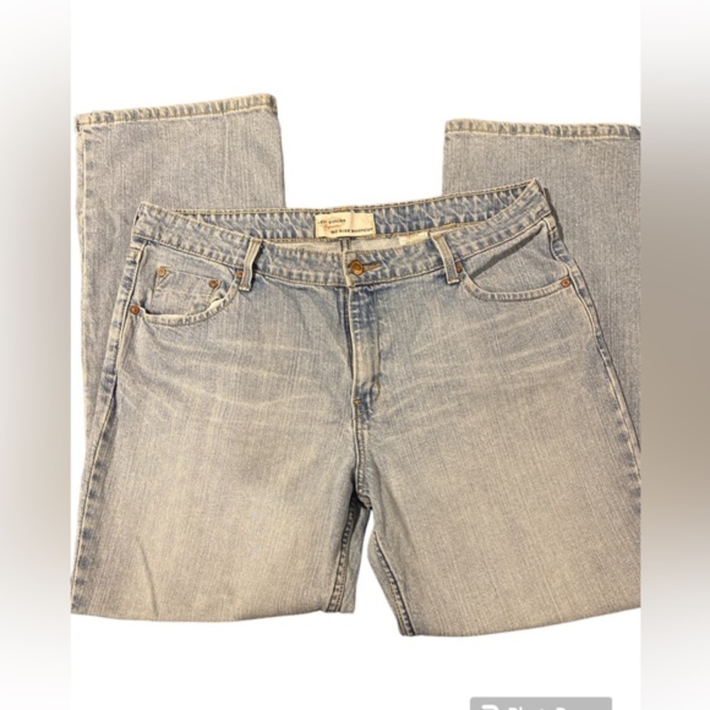 Levi Strauss Mid Rise Bootcut / Misses 16 Short